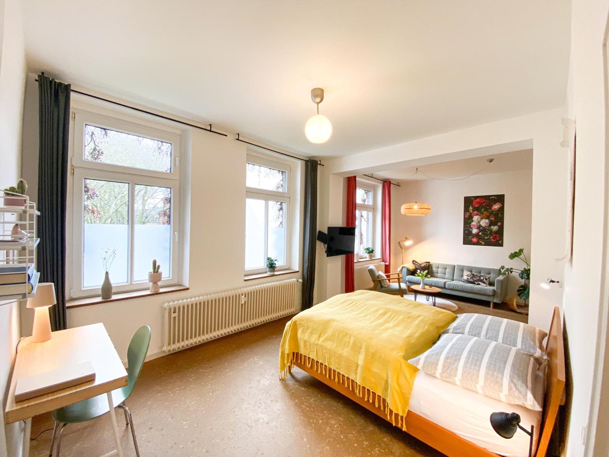 Apartments "Am Rheinorange", Netflix & Prime Дуйсбург Экстерьер фото